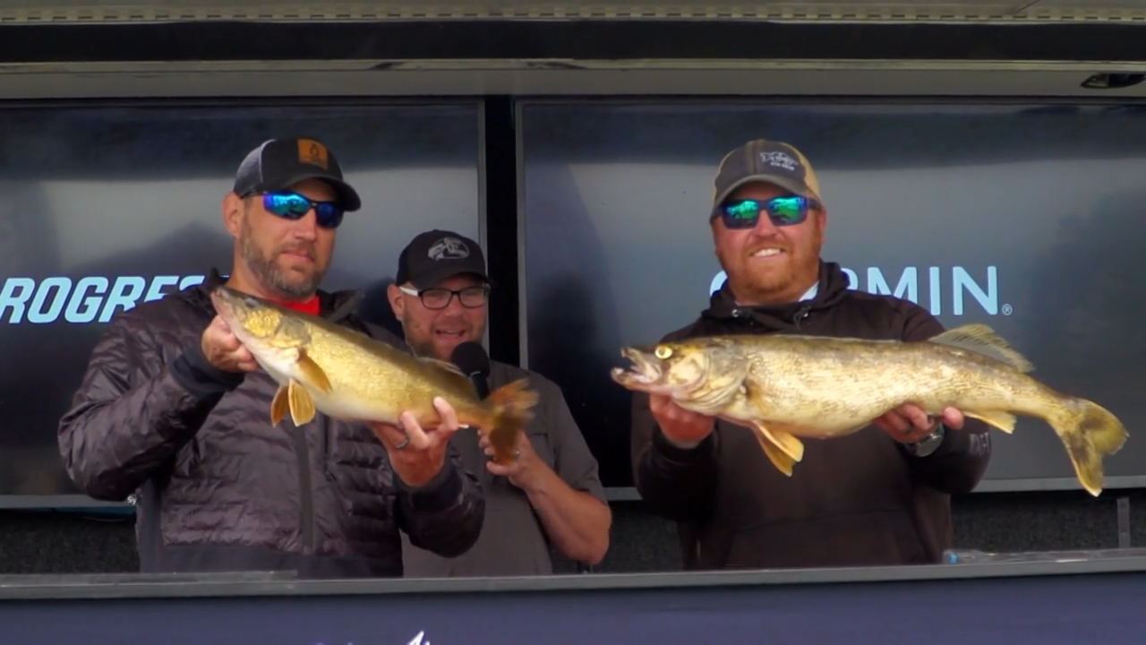 National Walleye Tour Action From the Bay of Green Bay & Lake Sakakawea episode thumbnail