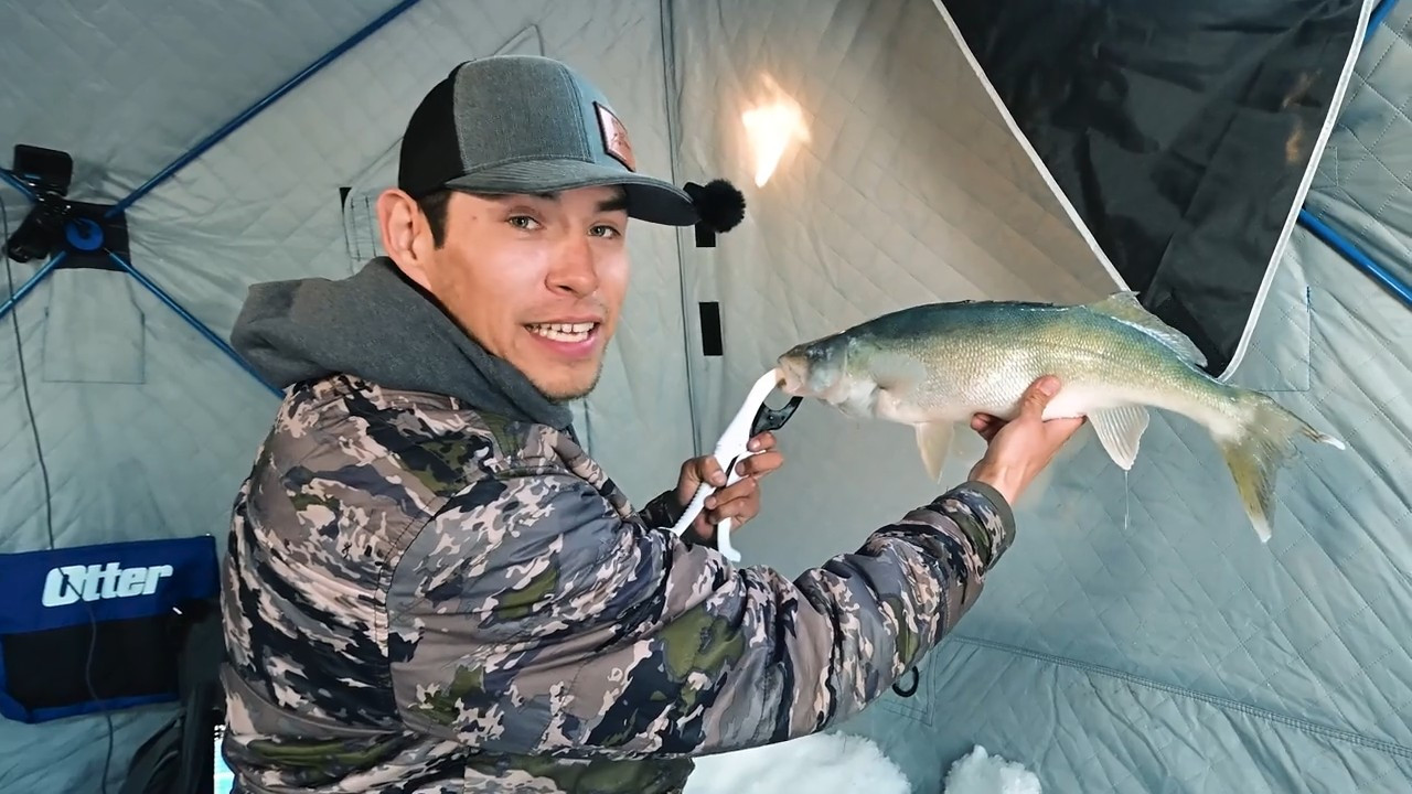 Greenbacks of Big Windy episode thumbnail