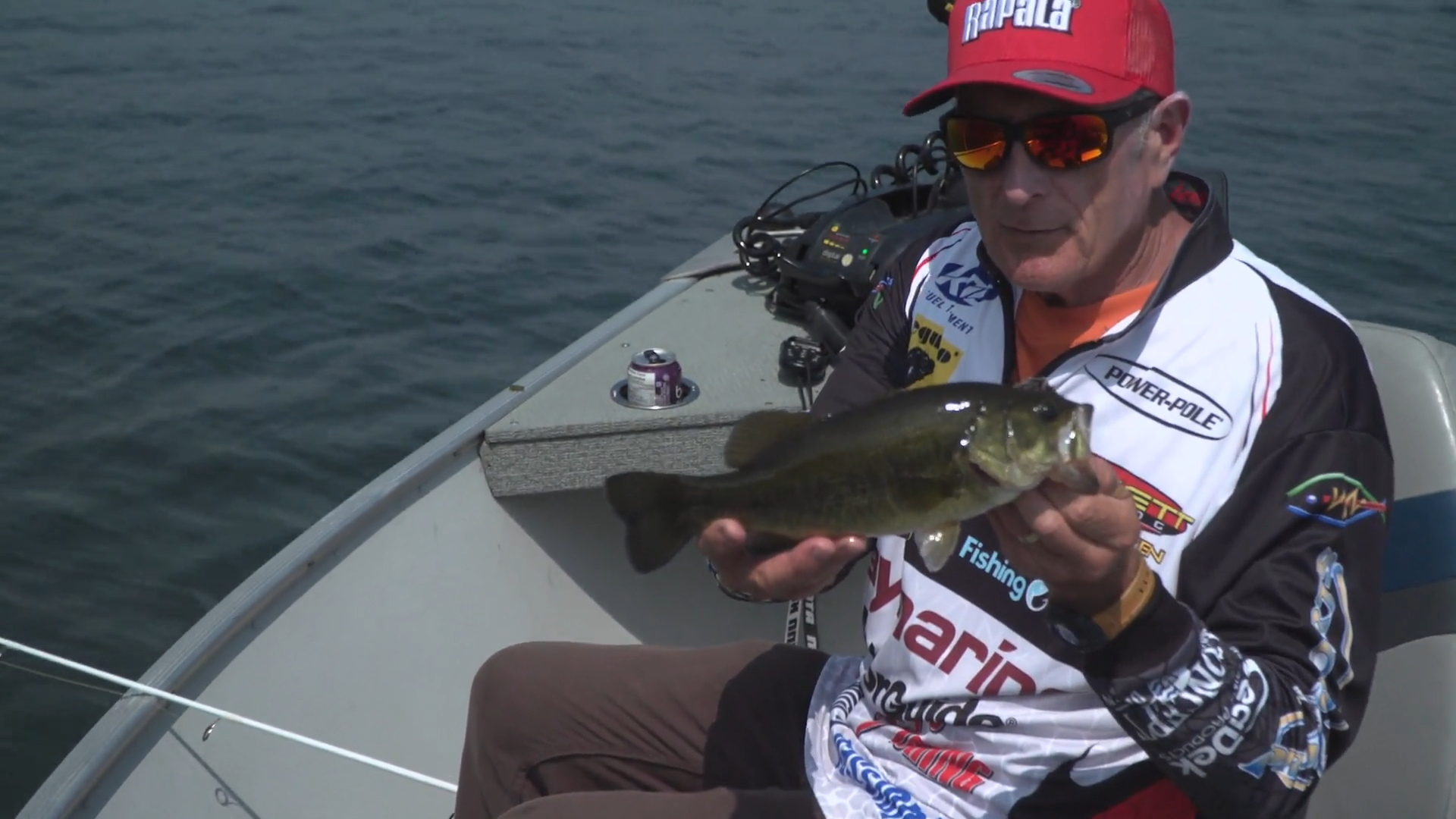 Cranking Largemouth Bass episode thumbnail