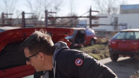 Season 10, Episode 3 episode thumbnail