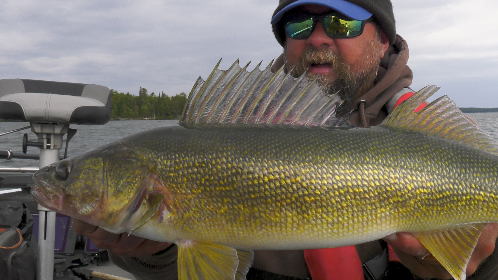 Big Baits for Fall Walleye episode thumbnail
