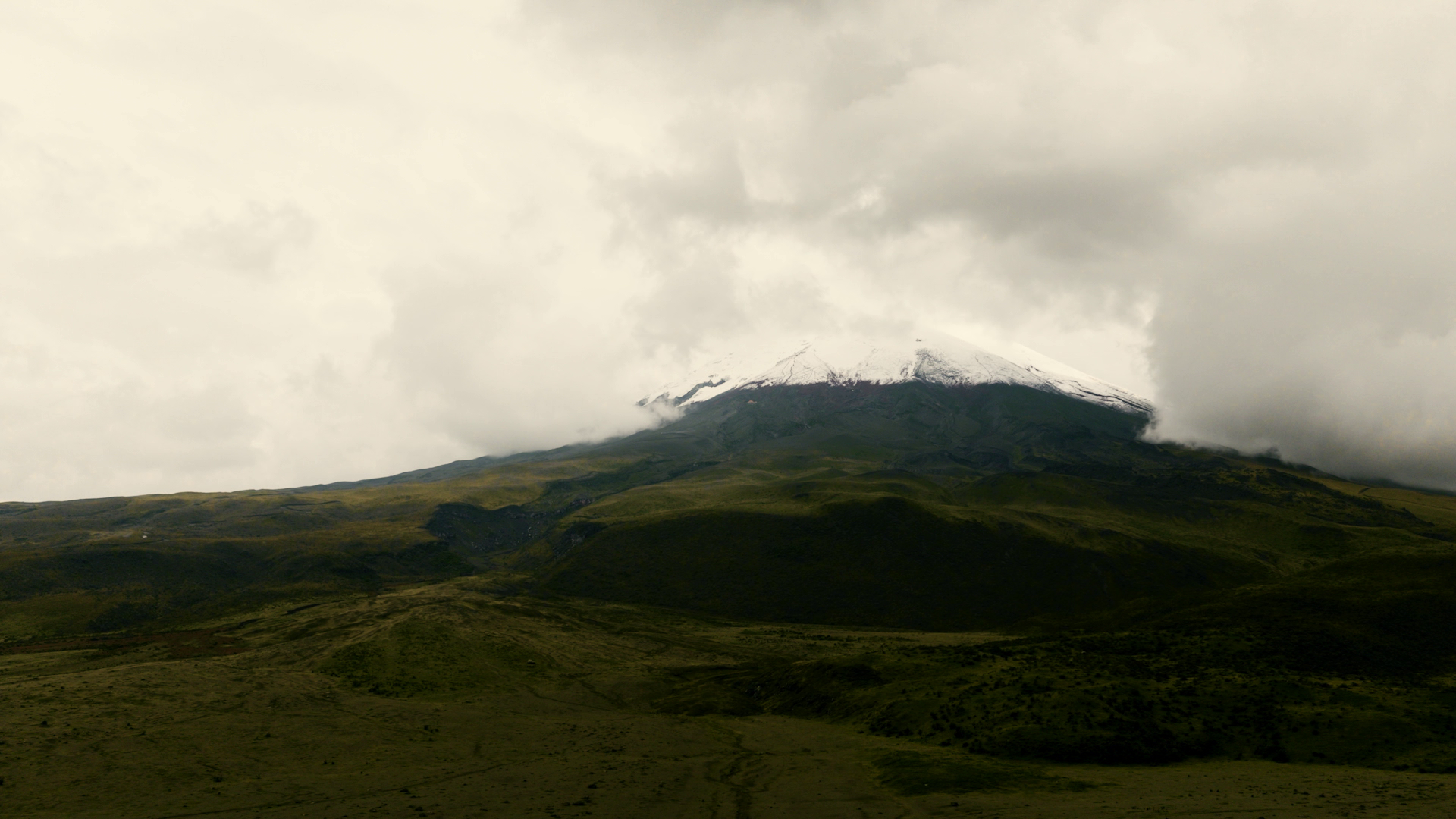 Ecuador - From Fire To Rain episode thumbnail