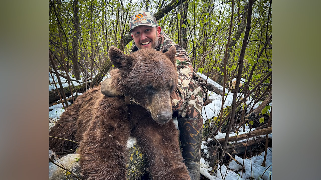 Heavyweights episode thumbnail