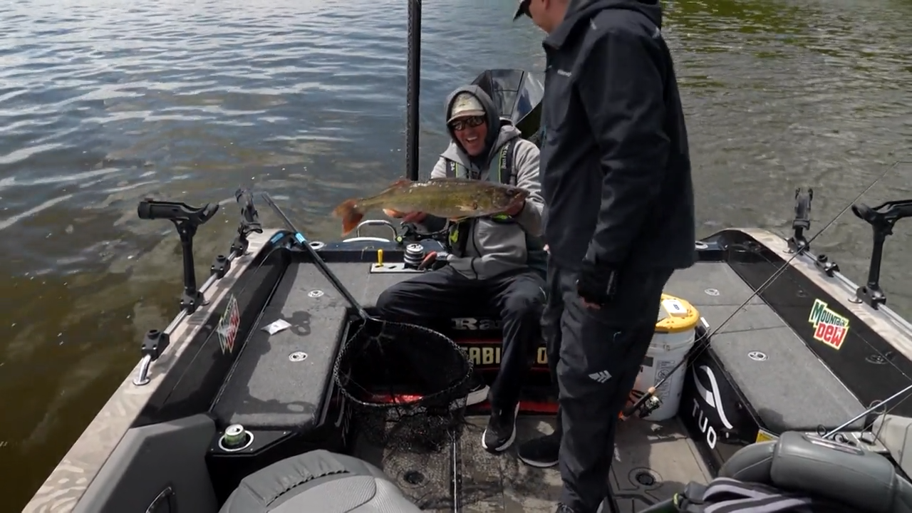 NWT Qualifier at Lake Huron, Alpena, MI episode thumbnail