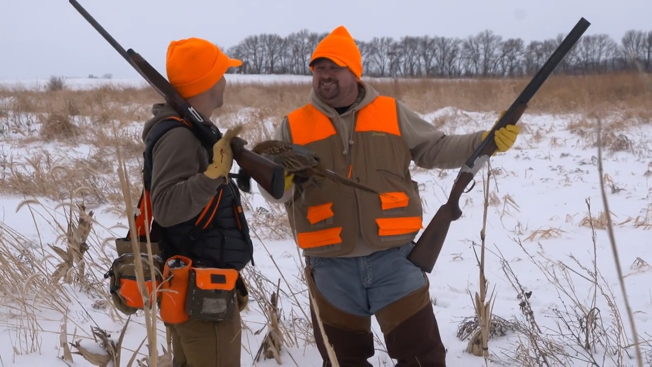 Roosters on Ice episode thumbnail