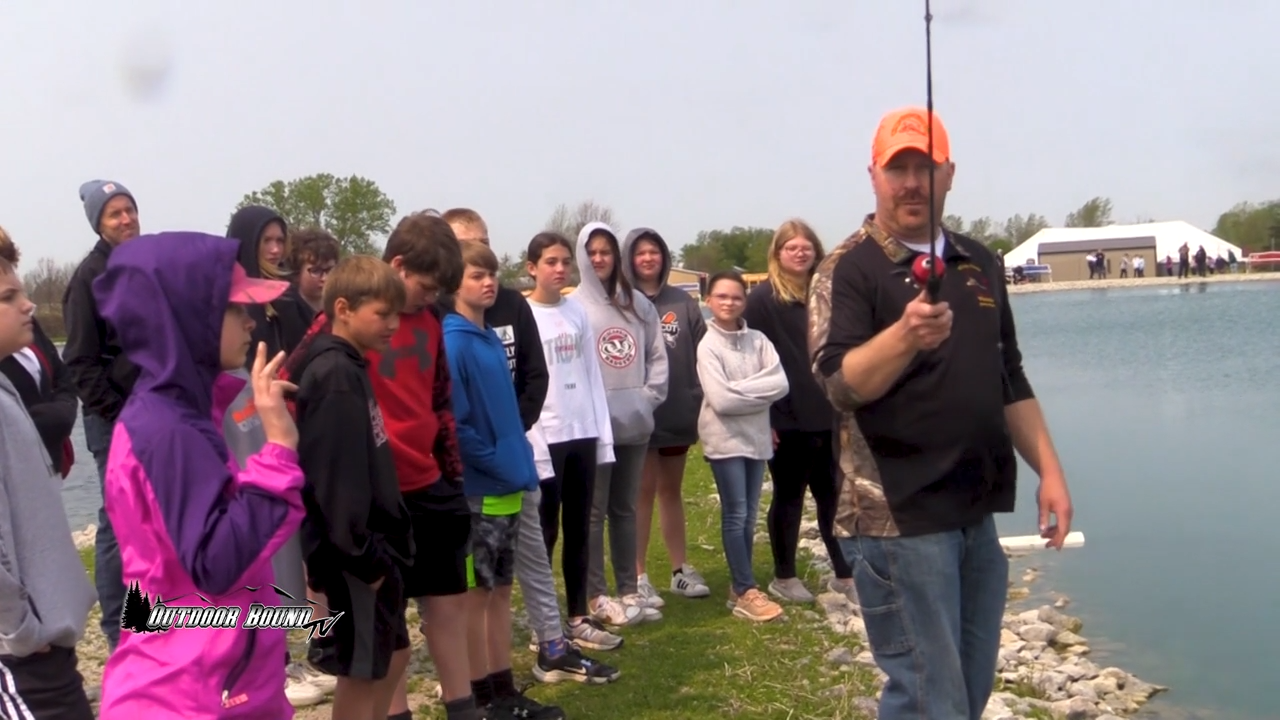 Wings over Wisconsin Kids Event episode thumbnail