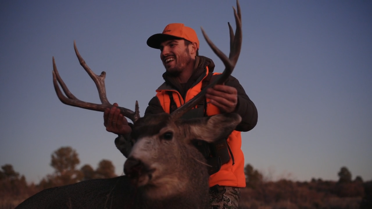 Colorado Bound - Late Season Mule Deer Hunt episode thumbnail