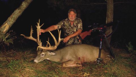 World's Smallest Crossbow Whitetail Hunt episode thumbnail