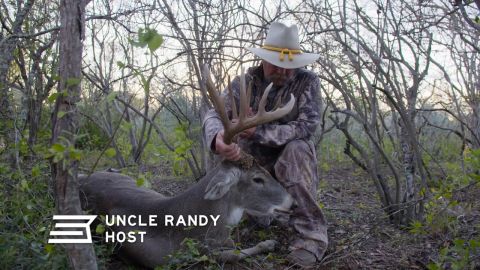 Big Texas Whitetails episode thumbnail