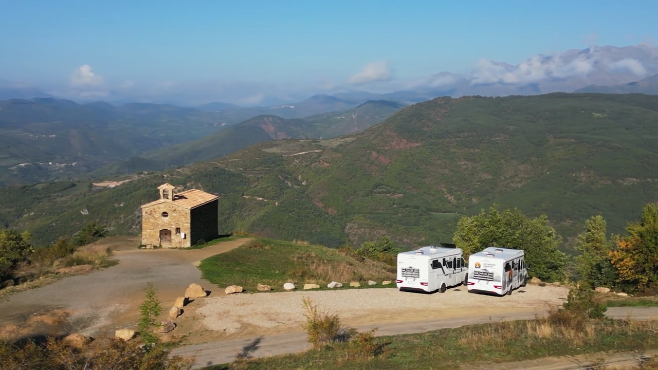 Euro RVing / Tire Blowouts episode thumbnail