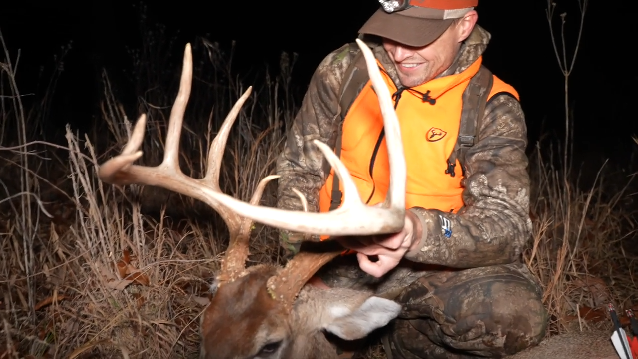 Father and Son Whitetail Hunting episode thumbnail