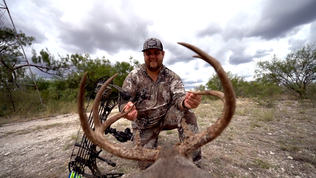 A Bow Hunting Adventure in Texas episode thumbnail